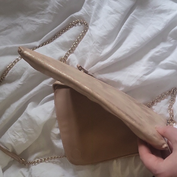 H&M pink foiled pu purse - Picture 3 of 3